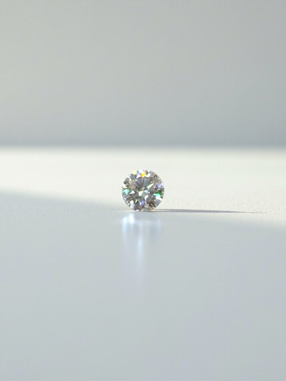 0.91 Carat Round Moissanite Gemstone - Live Show Listing